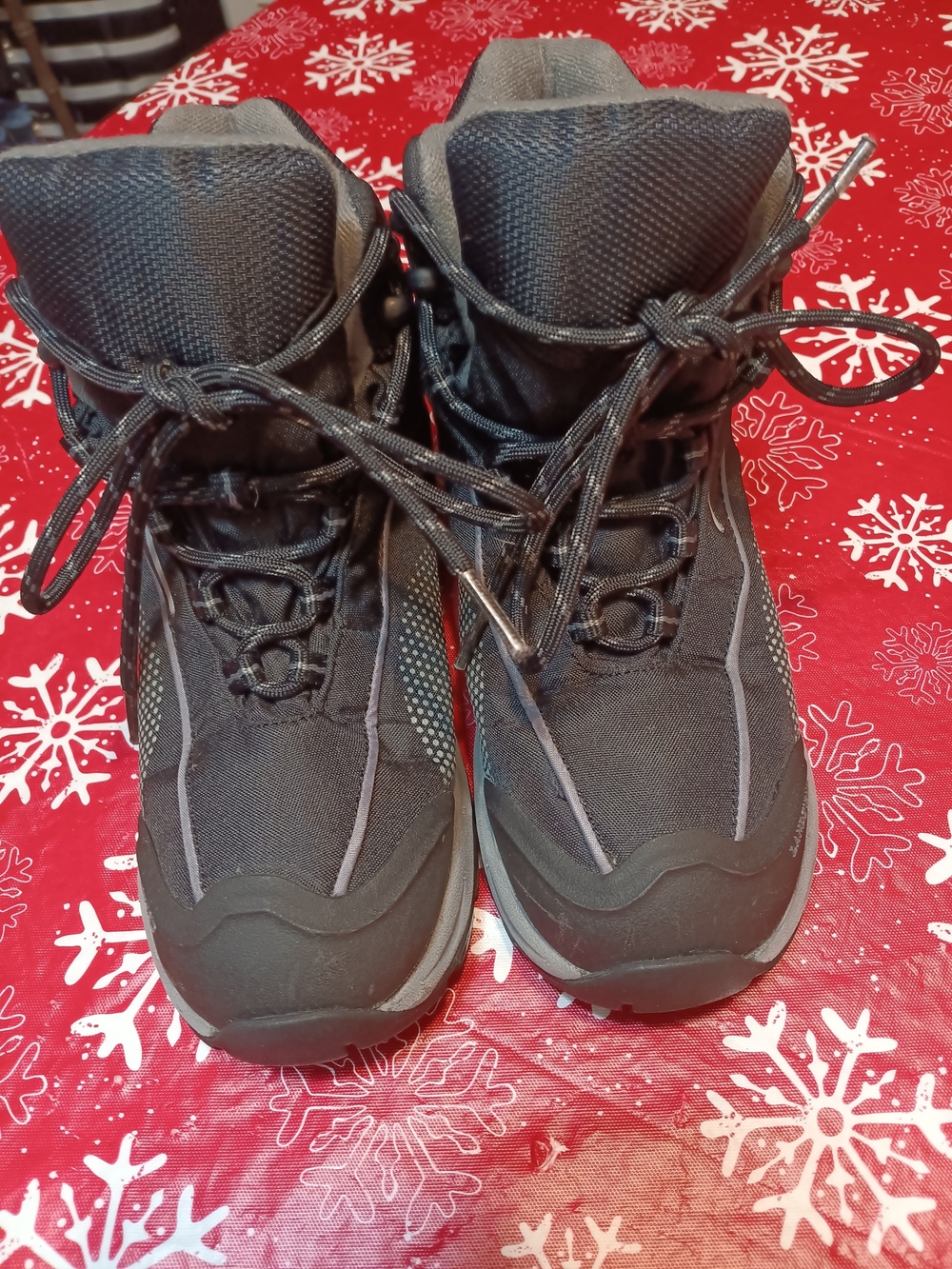 Womens Black Winter Hiking Boots
